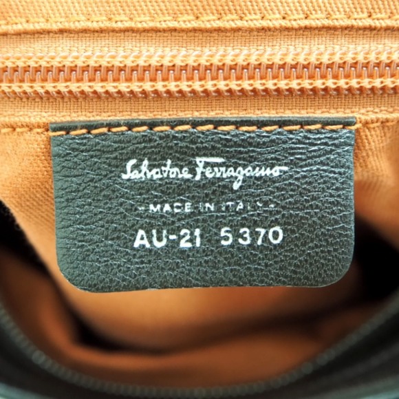 Salvatore Ferragamo/Salvatore Ferragamo AU-21 5370 Gancini Handbag Brown Women's - Picture 11 of 12